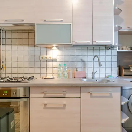 Victory By Bookinghost *