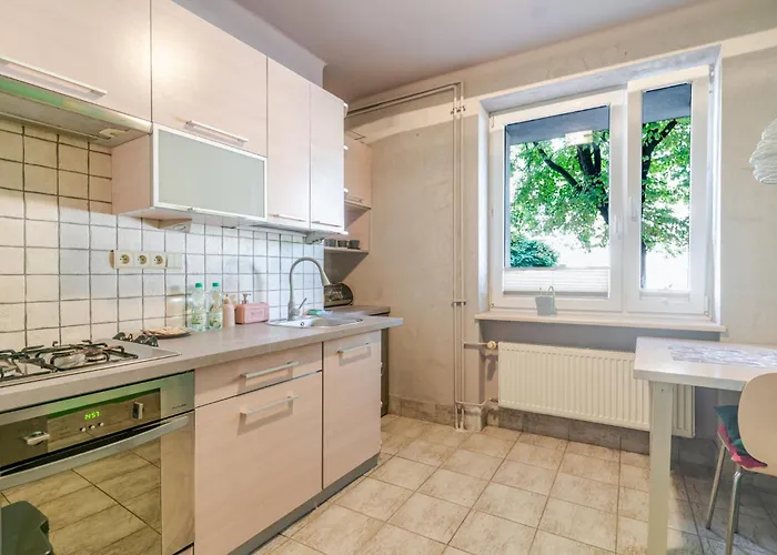 Apartment Victory By Bookinghost