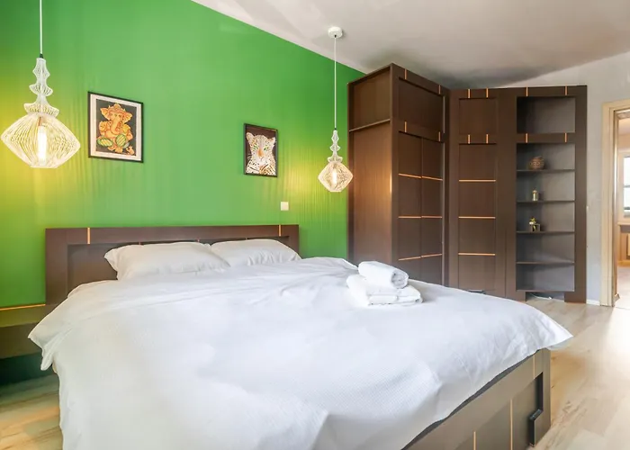 Victory By Bookinghost Apartment *